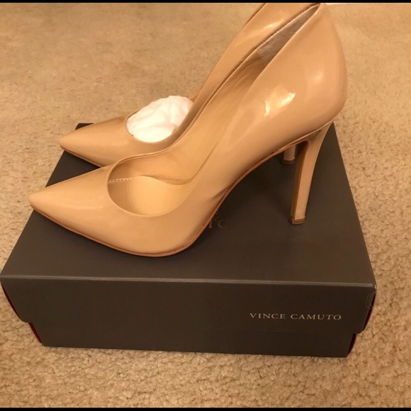 Vince Camuto Blush heels - Picture 4 of 5